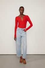 52135464_8259_2-BLUSA-DE-MALHA-VERMELHO-FIERY-COM-DECOTE-V-E-MANGA-LONGA-RAGLAN