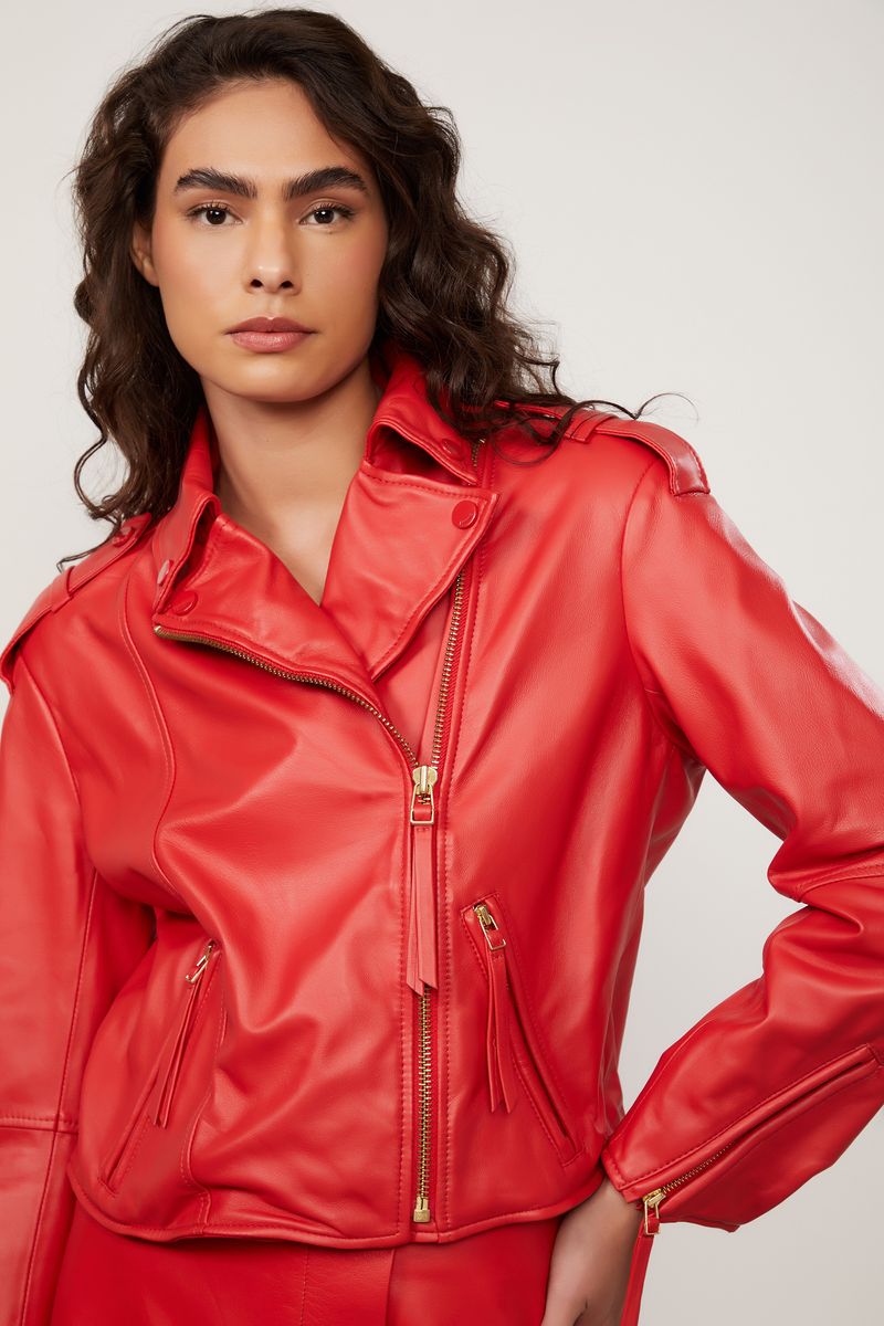 03011632_8259_4-JAQUETA-DE-COURO-OVERSIZED-VERMELHO-FIERY