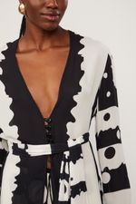 07206381_09608_4-VESTIDO-MINI-MANGA-LONGA-COM-GOLA-V-EST