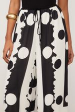 25341640_09607_2-CALCA-RETA-COM-ELASTICO-NO-COS-ESTAMPADA