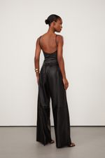 25342015_0005_3-CALCA-DE-COURO-PANTALONA-COS-ELASTICO