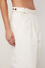 25342069_0003_4-CALCA-DE-SARJA-OFF-WHITE-COM-FIVELA-LATERAL
