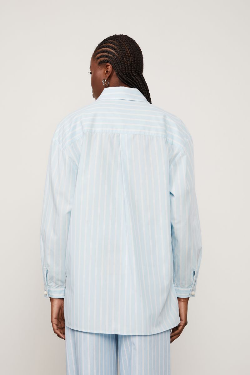 52051642_04331_3-CAMISA-OVERSIZED-COM-TOP-LISTRADA