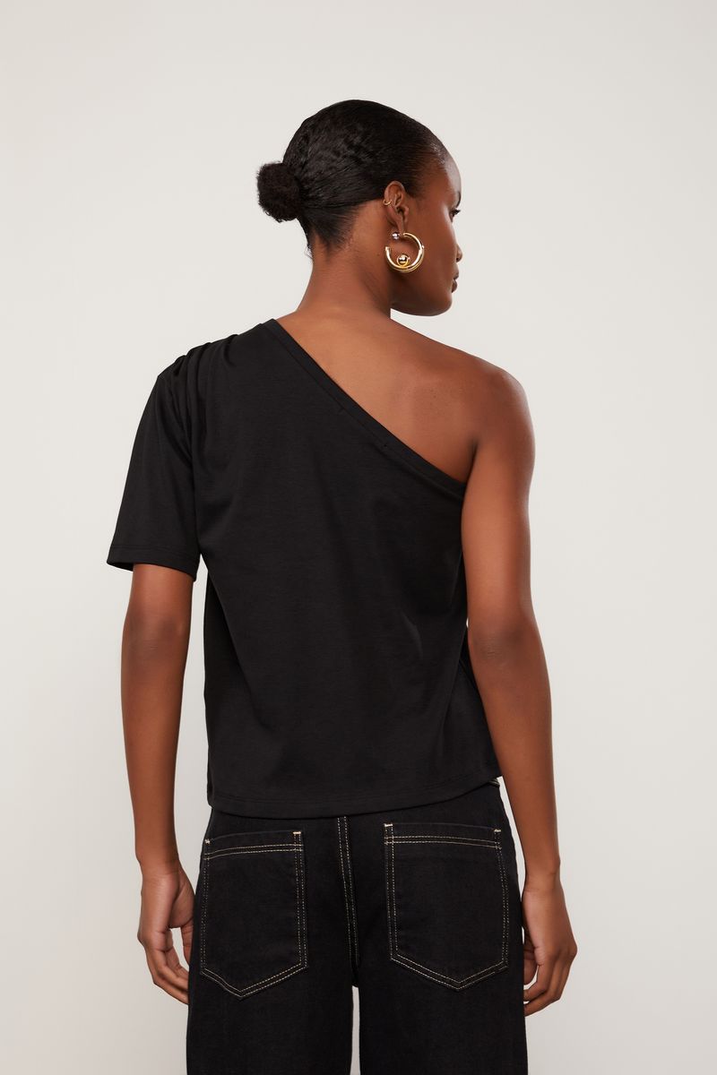 52135559_0005_3-CAMISETA-ASSIMETRICA