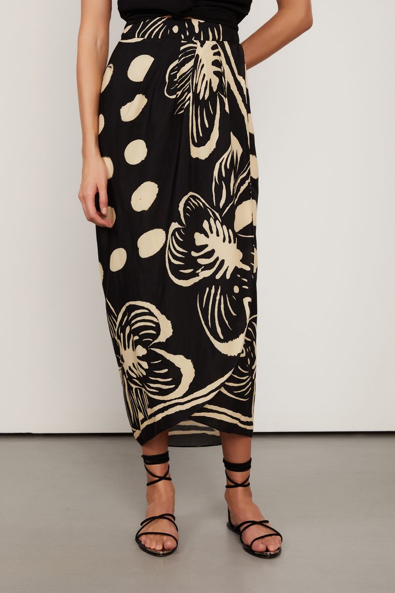 25111400_09809_2-SAIA-PAREO-FLORAL-SERENO