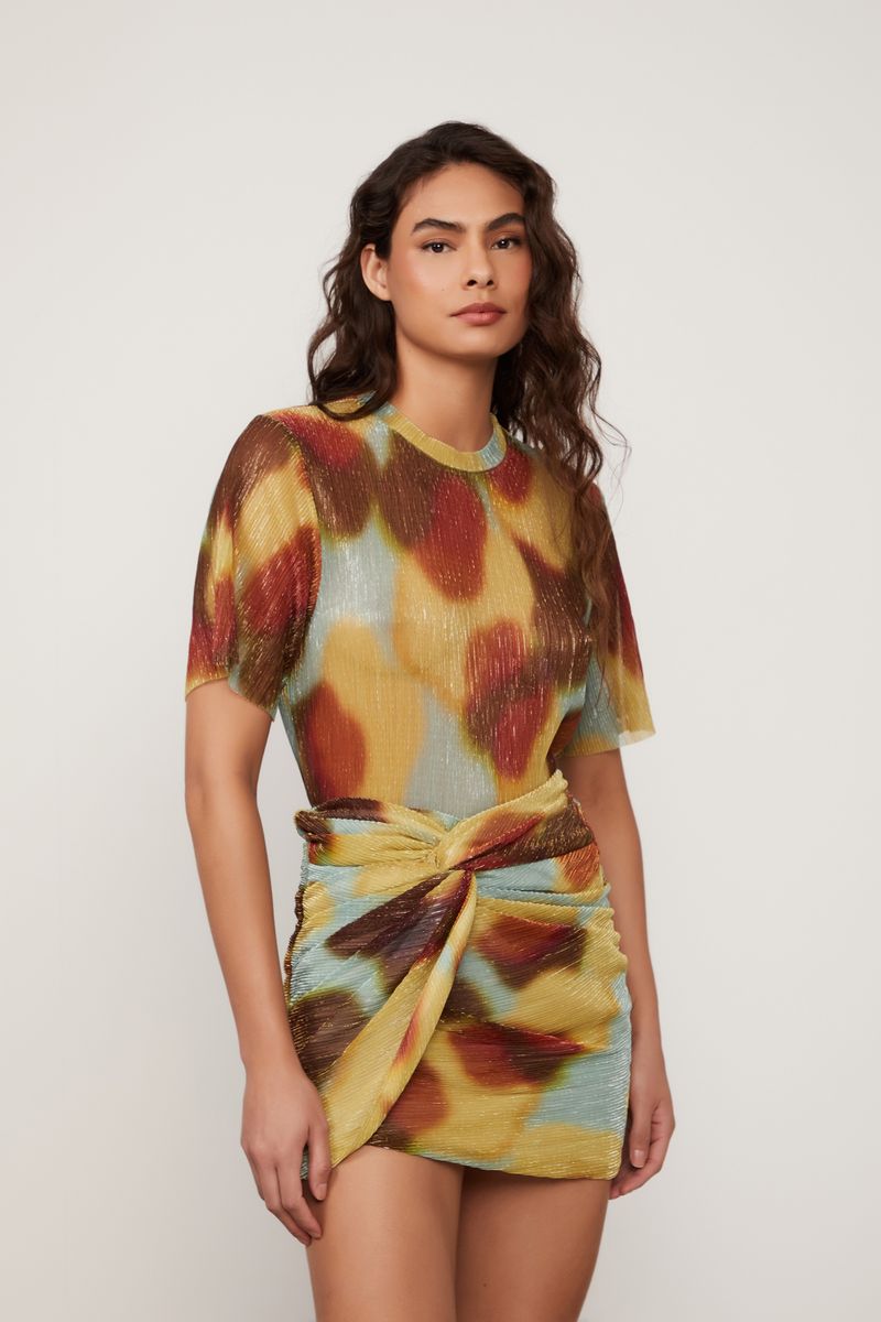 52060731_09792_1-T-SHIRT-DE-MALHA-LUREX-ABSTRATO