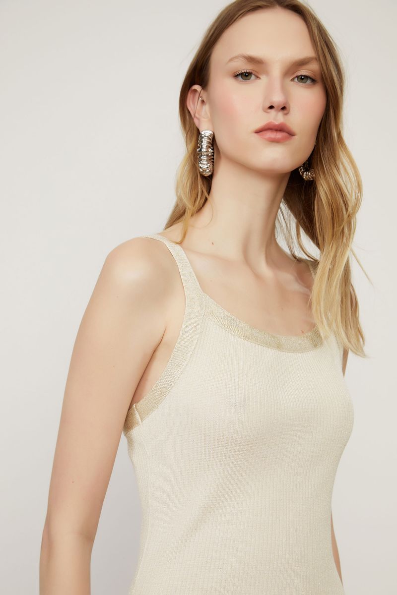 07207037_0003_4-VESTIDO-DE-TRICOT-COM-LUREX-JUSTO
