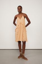 07207070_8399_1-VESTIDO-CURTO-BABADOS-BEGE-TOAST