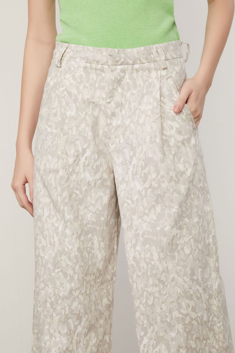 25341962_09894_4-CALCA-SARJA-PANTALONA-ALTA-COM-ESTAMPA-CONFETE-CLARA