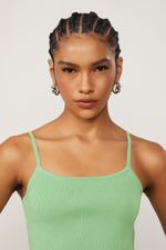 52151526_04113_4-TOP-CROPPED-DE-TRICOT-CANELADO-DE-ALCA