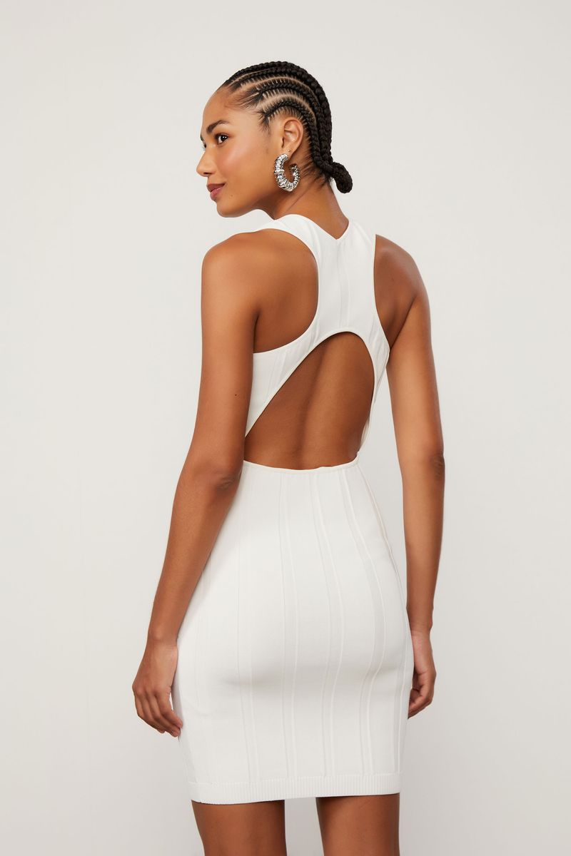 07206713_0003_3-VESTIDO-DE-TRICOT-CURTO-COM-ABERTURA-NO-COS