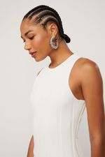 07206713_0003_4-VESTIDO-DE-TRICOT-CURTO-COM-ABERTURA-NO-COS