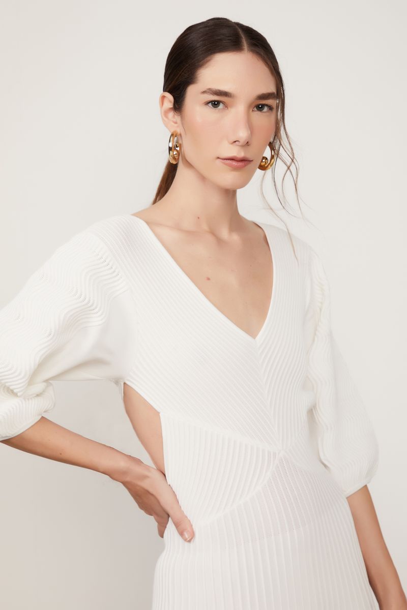07206791_0003_2-VESTIDO-DE-TRICOT-MIDI-PRETO-CANELADO-ONDAS