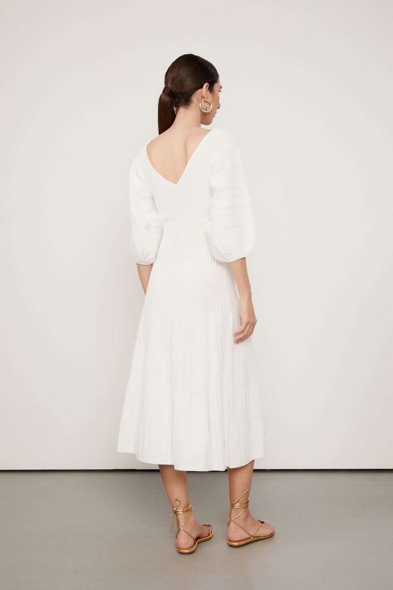 07206791_0003_3-VESTIDO-DE-TRICOT-MIDI-PRETO-CANELADO-ONDAS