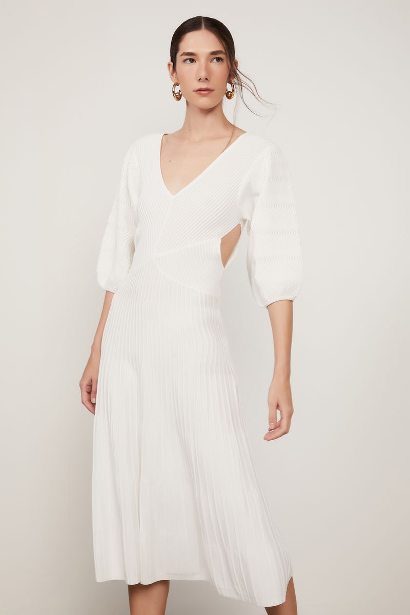 07206791_0003_4-VESTIDO-DE-TRICOT-MIDI-PRETO-CANELADO-ONDAS