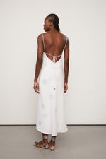 07206822_0002_3-VESTIDO-MIDI-BRANCO-BORDADO