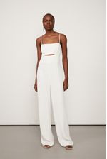 08420335_0003_1-MACACAO-DE-CREPE-OFF-WHITE-COM-RECORTE