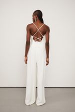 08420335_0003_3-MACACAO-DE-CREPE-OFF-WHITE-COM-RECORTE
