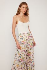 25342040_09794_4-CALCA-DE-GEORGETTE-LEVE-FLUIDA-ESTAMPADA-CINTUTA-ALTA