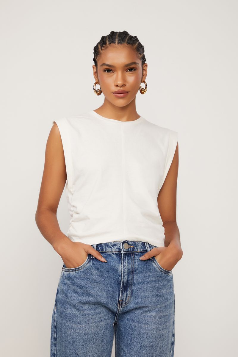 52060736_0003_1-BLUSA-DE-MALHA-MUSCLE-TEE-COM-DETALHE-FRANZIDO