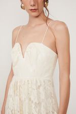 52105269_04094_4-VESTIDO-DE-RENDA-MIDI-BEGE-DE-ALCA