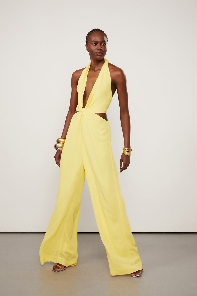 08420315_09273_1-MACACAO-DE-GEORGETTE-AMARELO-COM-DECOTE-ENTRELACADO