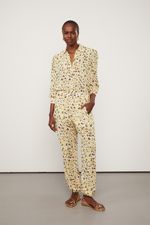 52051611_09843_2-CAMISA-DE-GEORGETTE-COM-DETALHES-A-FIO-ESTAMPADO