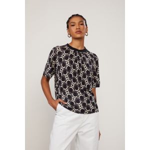 T-Shirt De Malha Estampada Com Gola De Retilínea