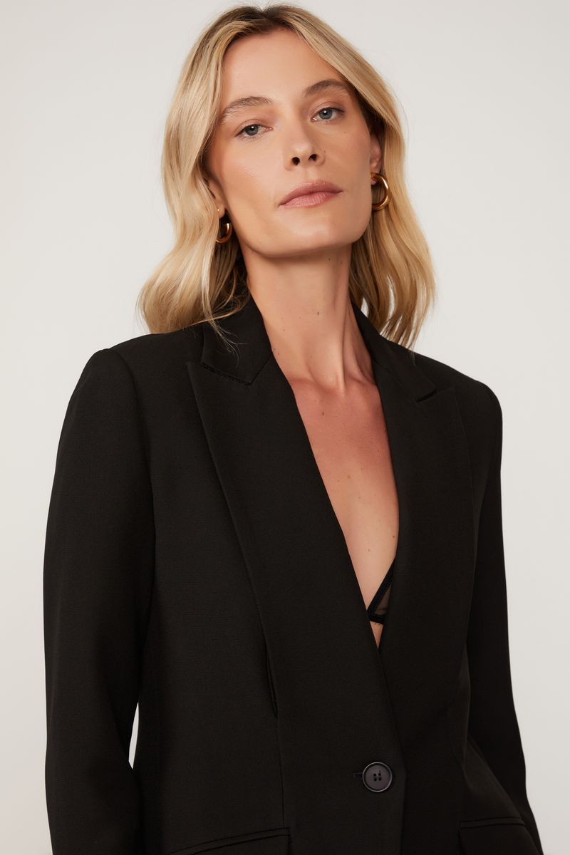 03040496_0005_4-BLAZER-PRETO-DE-CREPE