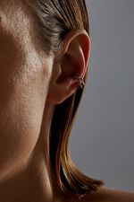 12042212_0002_4-EARCUFF-FLORESCER-WHITE