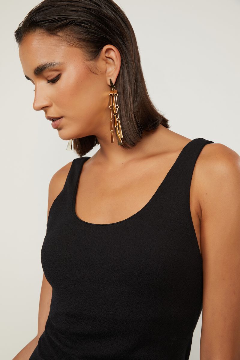 07207318_0005_4-VESTIDO-DE-MALHA-CREPE-PRETO-MIDI-DECOTE-U