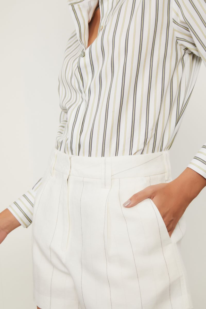 25054246_0003_4-SHORTS-LISTRADO