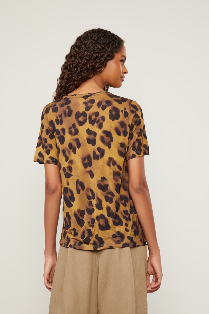 52135919_50462_3-CAMISETA-MANGA-CURTA-DECOTE-V-ESTAMPADA-ONCA-VINTAGE