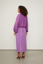 07206633_09252_3-VESTIDO-DE-GEORGETTE-LEVE-MIDI-ROXO-MANGA-LEQUE-COM-CINTO