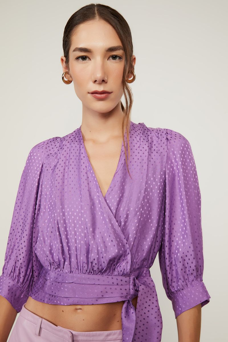 52135441_09252_4-BLUSA-JACQUARD-MANGA-3-4-ROXA-AMARRACAO-LATERAL