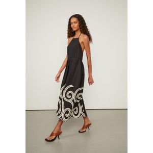 Vestido Com Bordado Preto