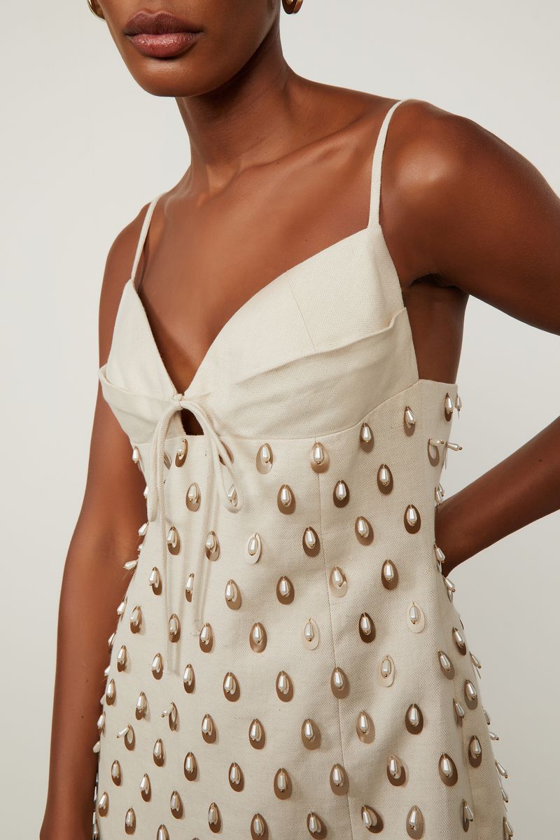 07207353_04090_4-VESTIDO-CURTO-COM-ALCA-BORDADO