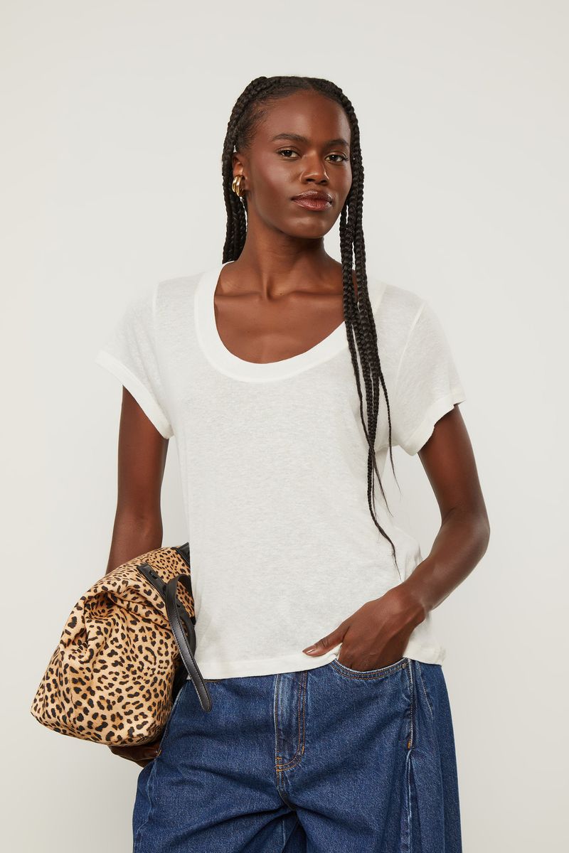 52060744_0003_1-BLUSA-DE-MALHA-BASICA-DECOTE-U