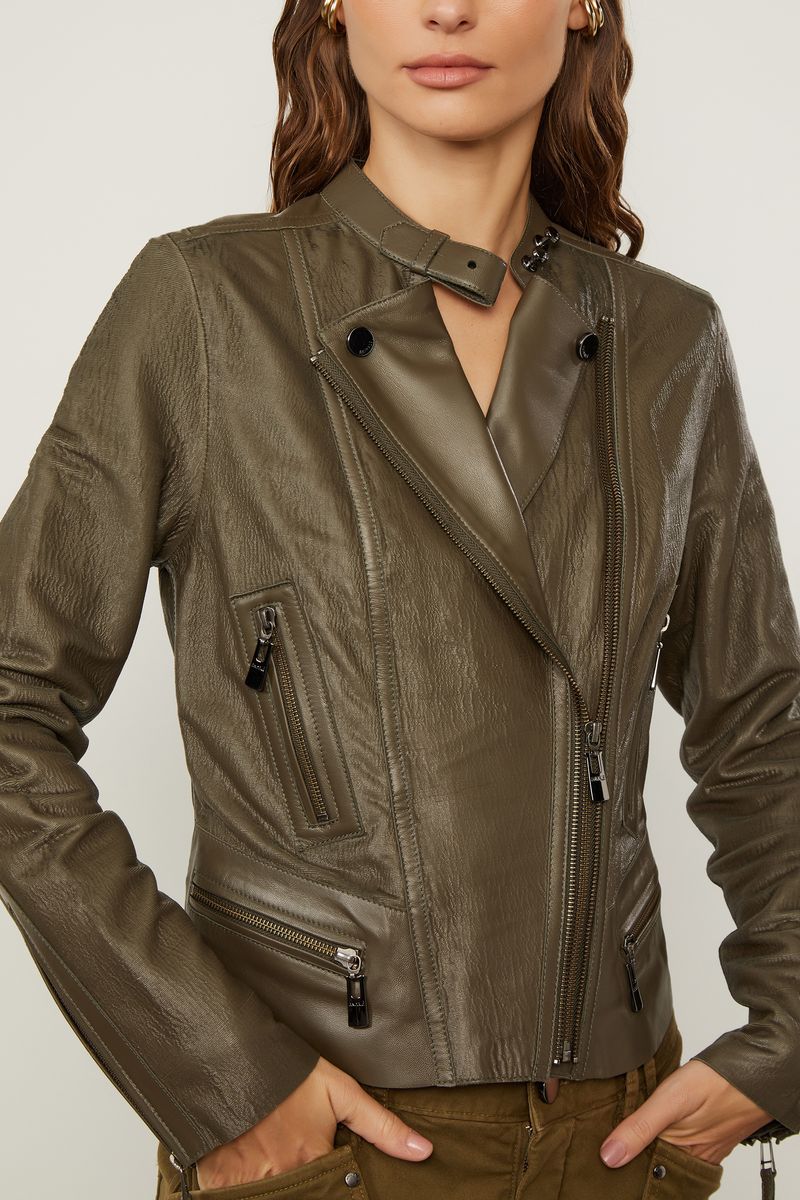 03011740_09036_4-JAQUETA-DE-COURO-MOTOR-VELOUR