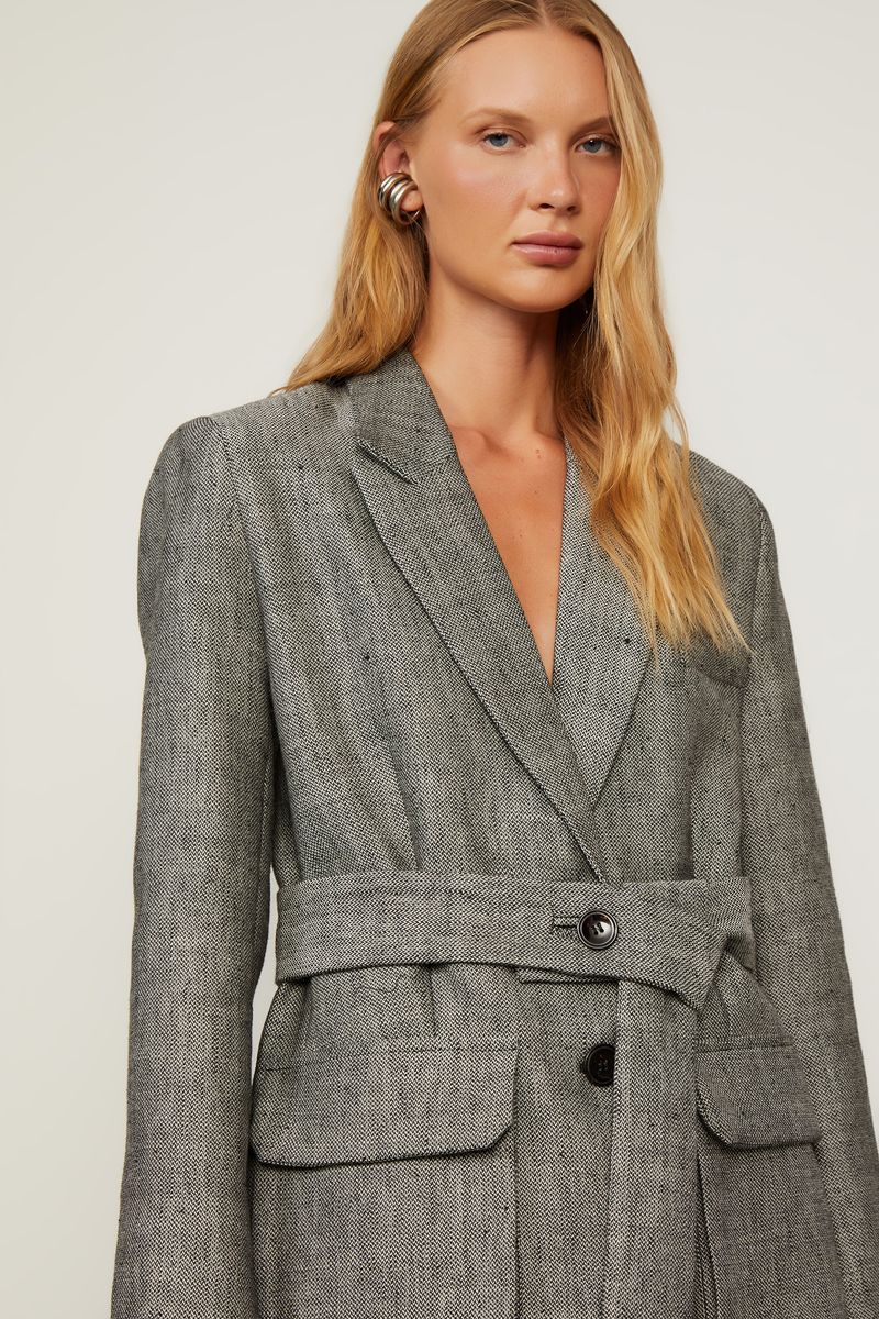 03040507_0005_4-BLAZER-ZOE