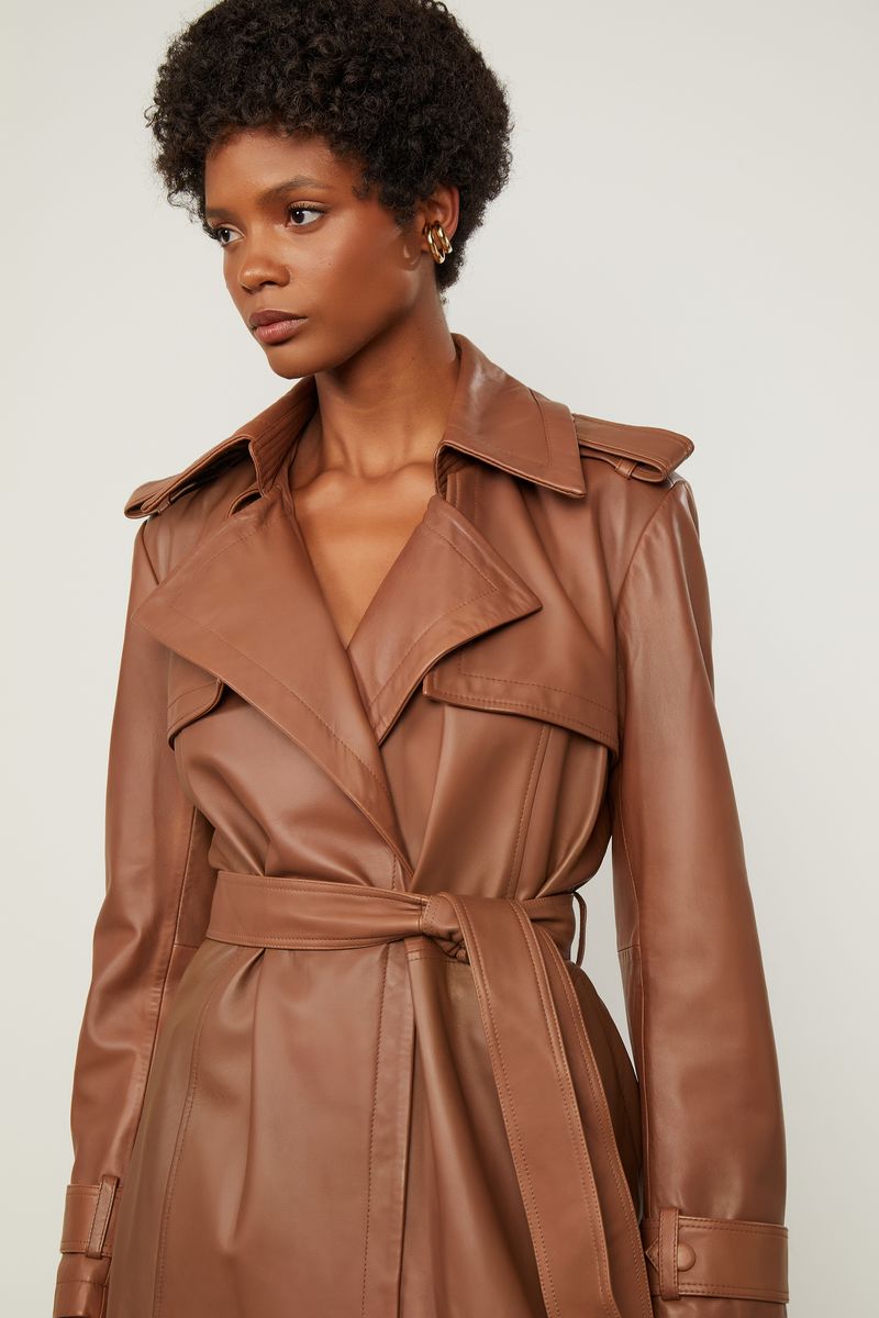 03610092_0600_4-TRENCH-COAT-DE-COURO-CLASSICO
