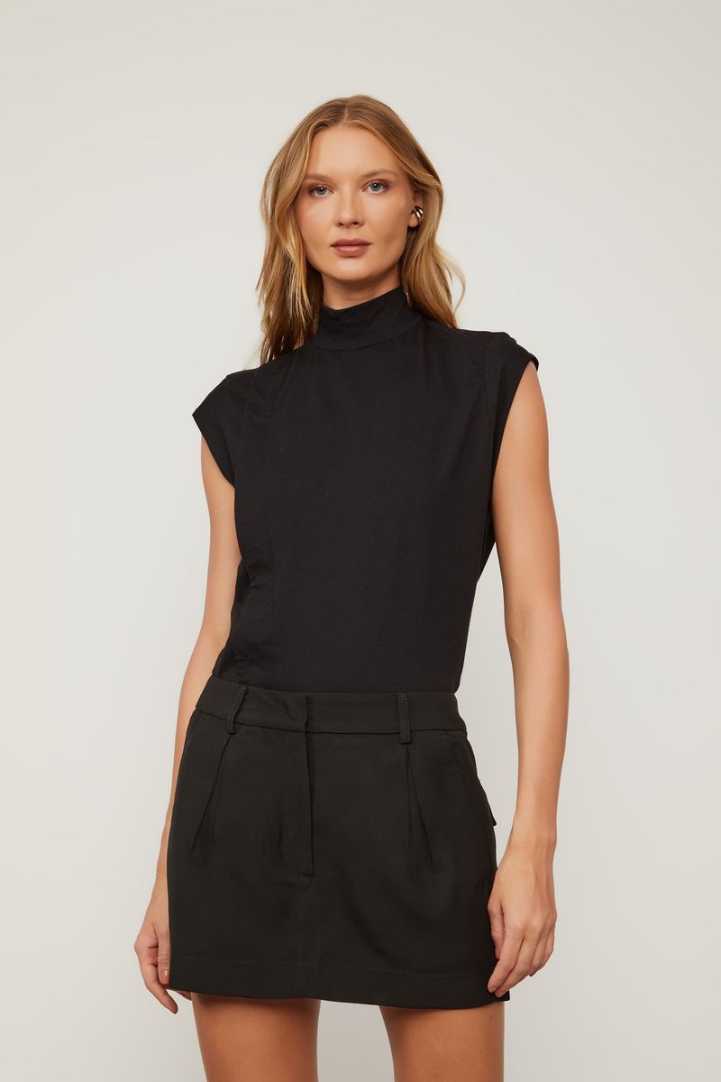 25130116_0005_2-SHORT-SAIA-ALFA-DE-CREPE-NERO