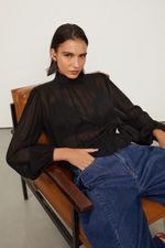 52135848_0005_1-BLUSA-ML-LIVIA-PRETO