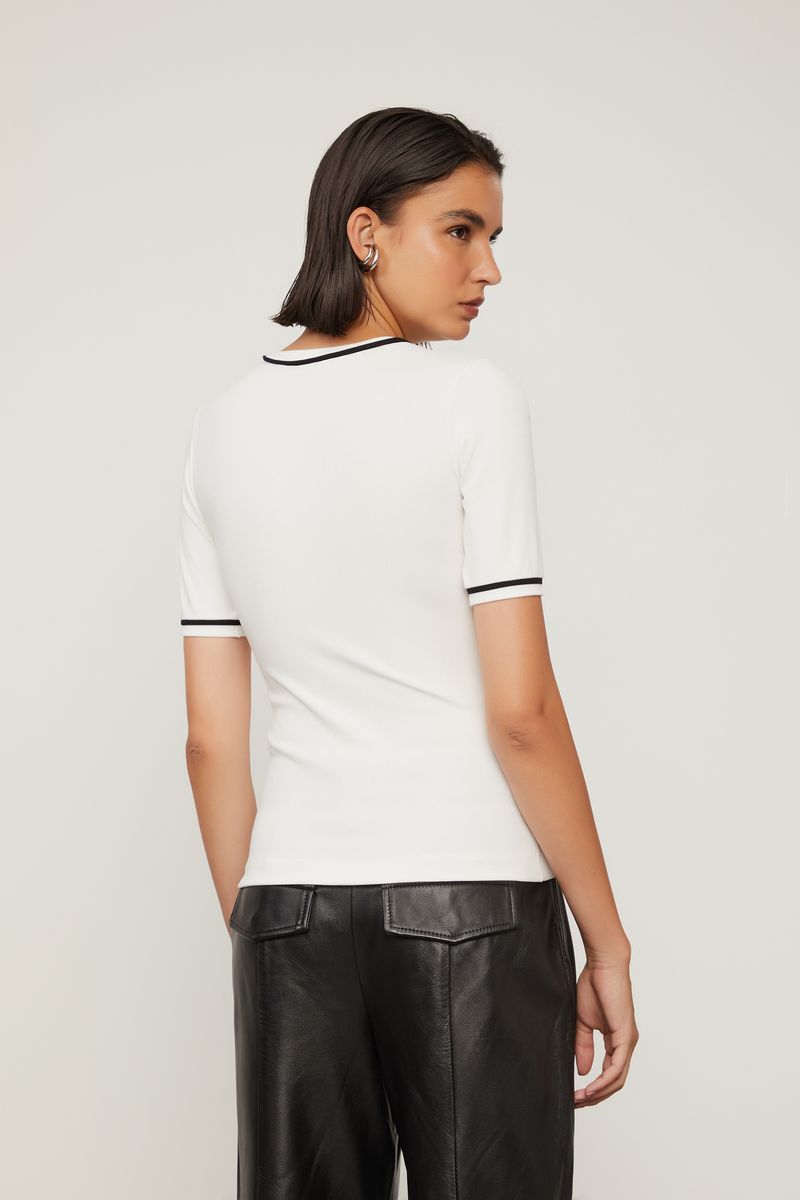 52135939_0003_3-TEE-MG-CURTA-BICOLOR