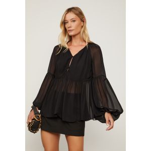 Bata De Georgette Com Detalhe De Botões Preto