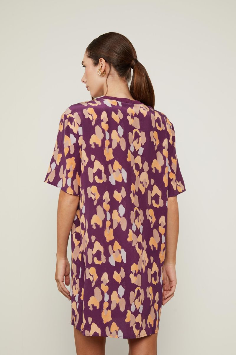07207102_50463_3-CAMISETA-VESTIDO-ESTAMPA-ONCA-URBANA