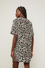 07207160_50454_3-CAMISETA-VESTIDO-ESTAMPA-ONCA-P-B