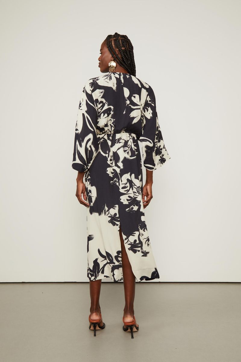 07207211_50425_3-VESTIDO-MIDI-FLORAL-PINCEL
