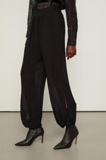 25342310_0005_2-CALCA-NO-LATERAL-PRETO