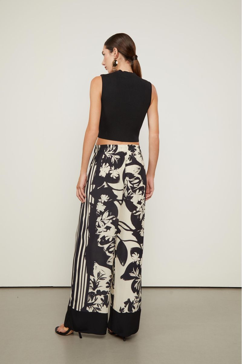 25342299_50425_3-CALCA-AMPLA-FLORAL-PINCEL